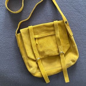 YELLOW SUEDE MESSENGER STYLE CROSSBODY HANDBAG